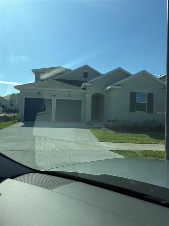 Vendido Recientemente: $539,990 (4 camas, 4 baños, 2736 Pies cuadrados)