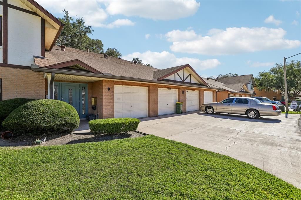 For Sale: $139,900 (2 beds, 2 baths, 1518 Square Feet)