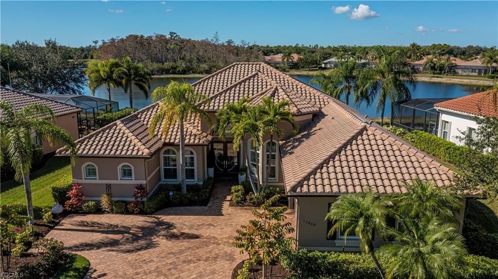 Recently Sold: $1,160,000 (4 beds, 3 baths, 3018 Square Feet)