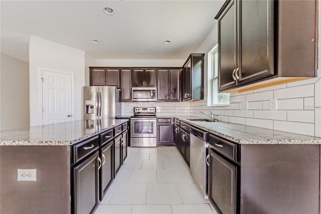 For Sale: $329,900 (4 beds, 2 baths, 1876 Square Feet)