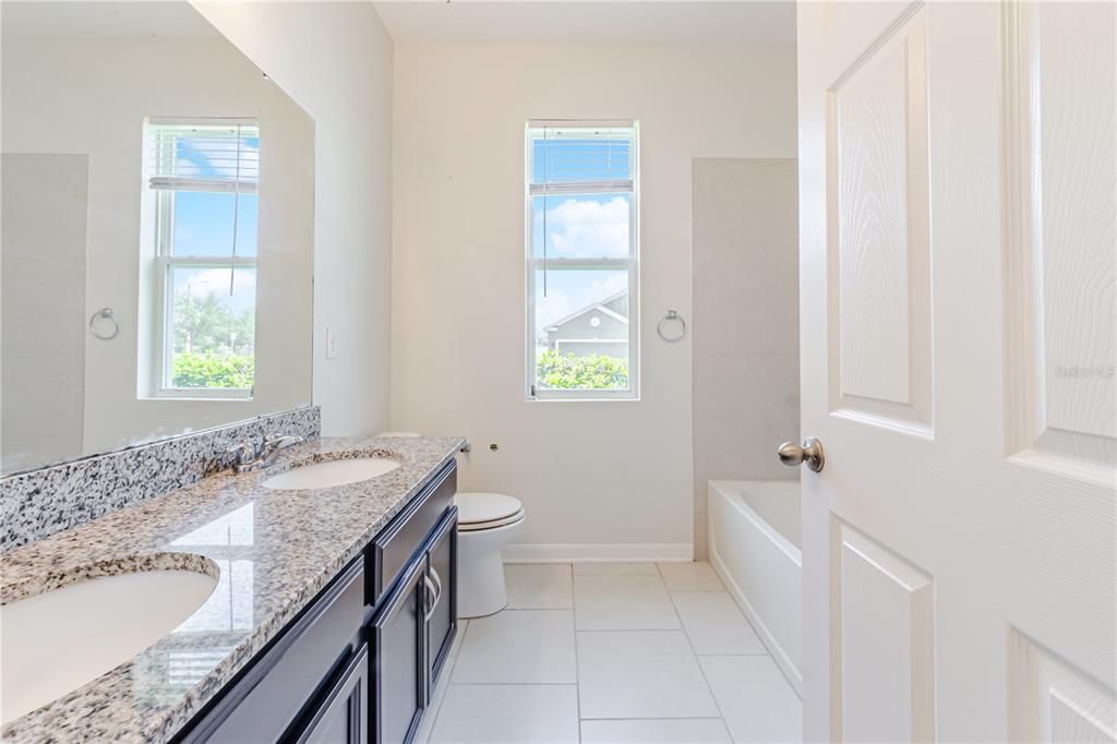 For Sale: $329,900 (4 beds, 2 baths, 1876 Square Feet)