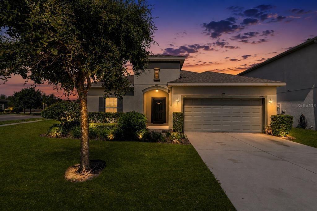 For Sale: $329,900 (4 beds, 2 baths, 1876 Square Feet)