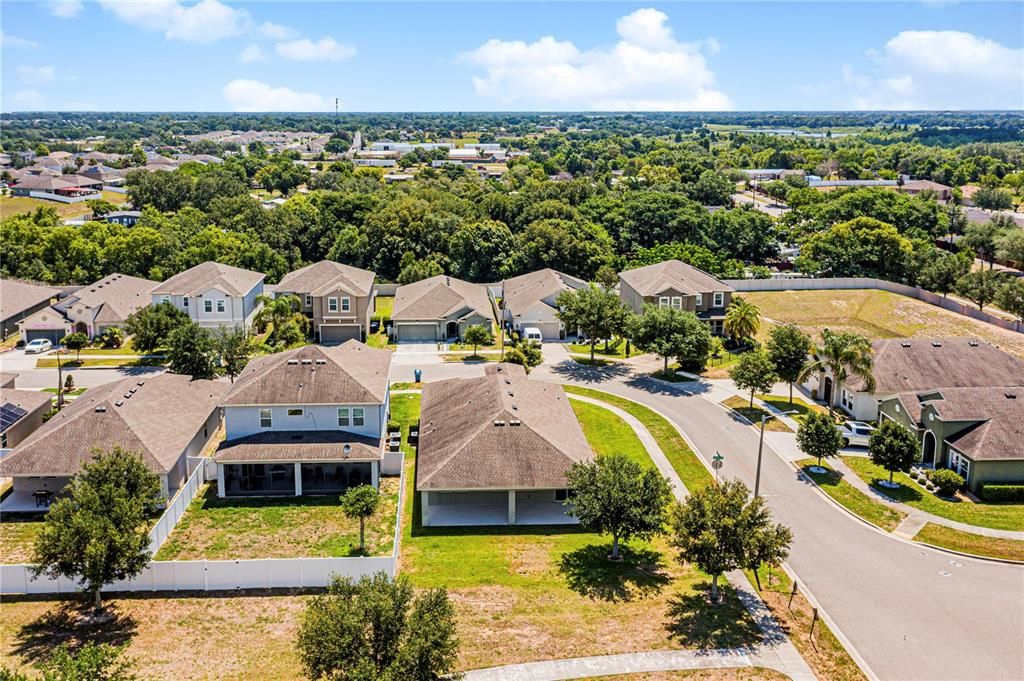 For Sale: $329,900 (4 beds, 2 baths, 1876 Square Feet)