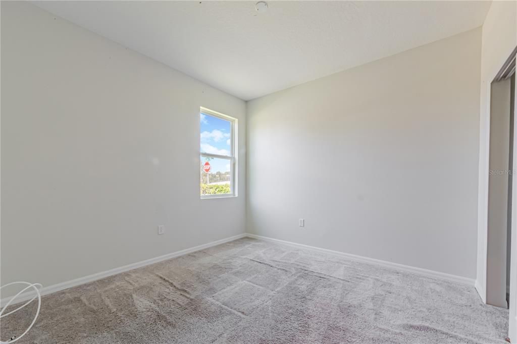 For Sale: $329,900 (4 beds, 2 baths, 1876 Square Feet)