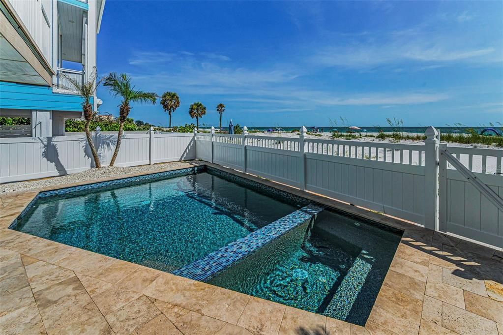 For Sale: $4,495,000 (6 beds, 4 baths, 3902 Square Feet)