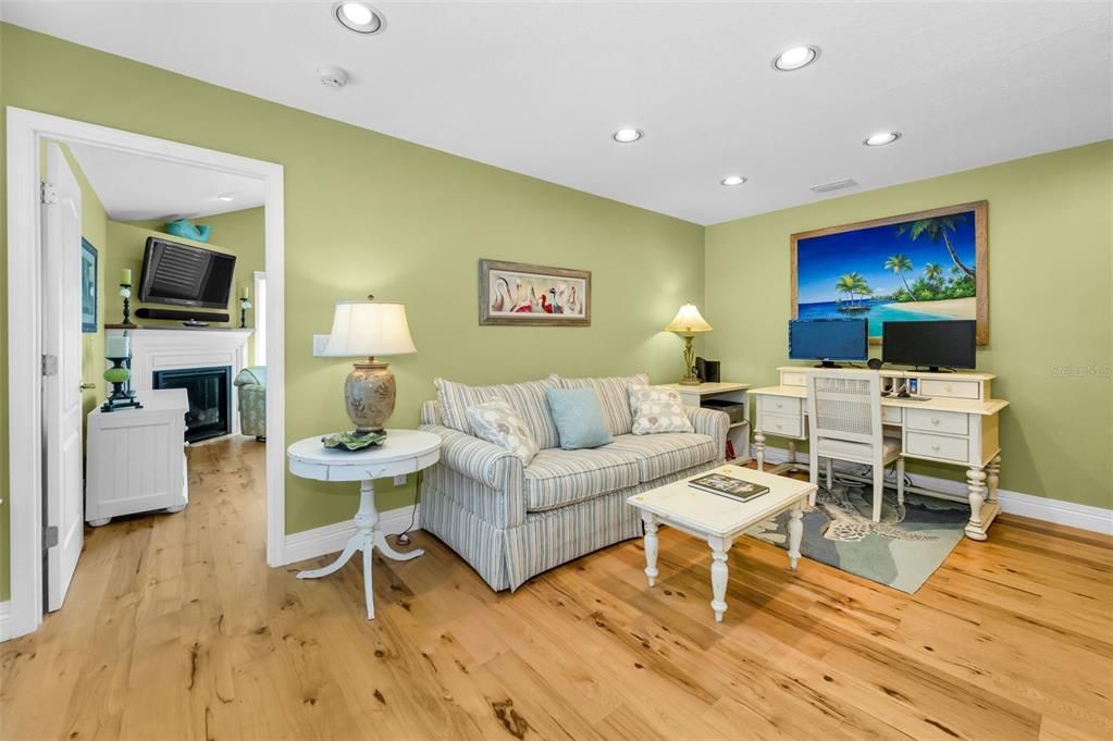 For Sale: $4,495,000 (6 beds, 4 baths, 3902 Square Feet)