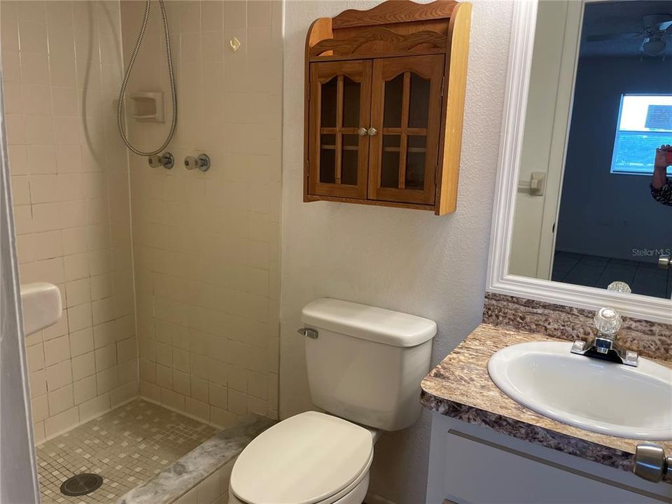 В аренду: $1,450 (2 спален, 2 ванн, 957 Квадратных фут)