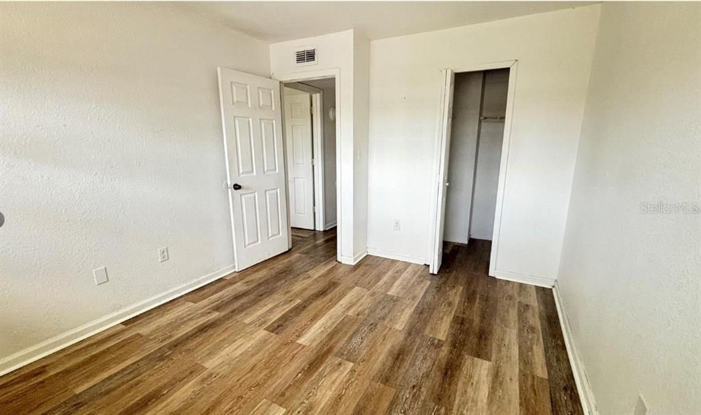 В аренду: $1,800 (3 спален, 2 ванн, 893 Квадратных фут)