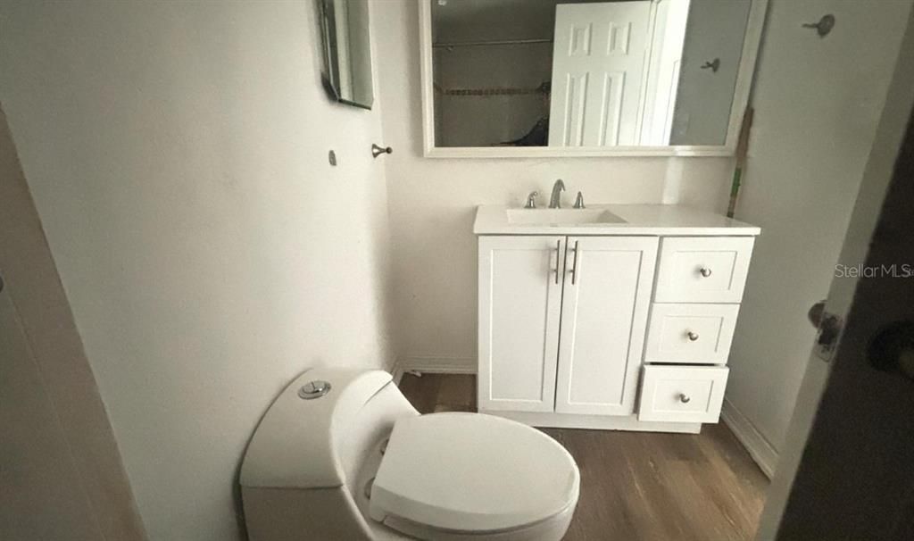 В аренду: $1,800 (3 спален, 2 ванн, 893 Квадратных фут)