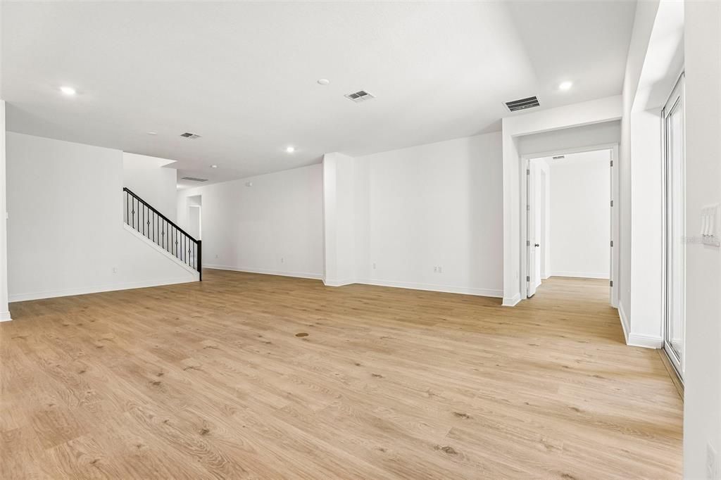 En Venta: $1,090,990 (4 camas, 4 baños, 3153 Pies cuadrados)
