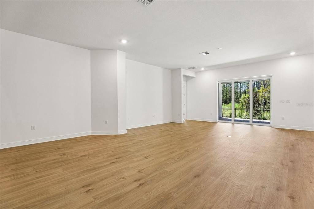 En Venta: $1,090,990 (4 camas, 4 baños, 3153 Pies cuadrados)