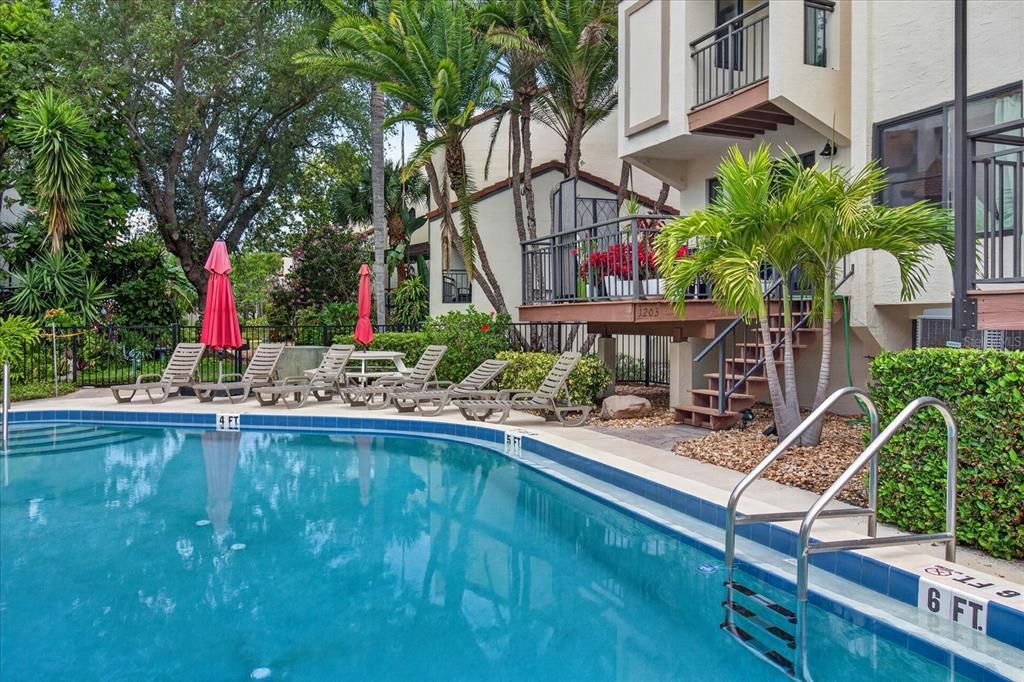 For Sale: $675,000 (3 beds, 2 baths, 2062 Square Feet)