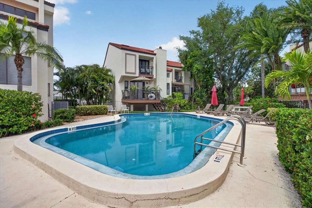 For Sale: $675,000 (3 beds, 2 baths, 2062 Square Feet)