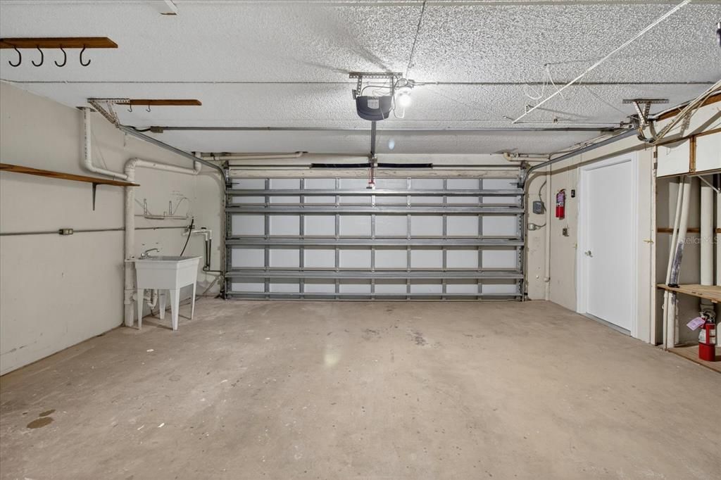 For Sale: $675,000 (3 beds, 2 baths, 2062 Square Feet)