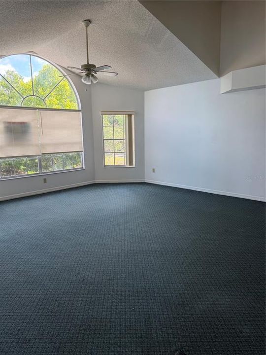 For Sale: $205,000 (3 beds, 2 baths, 1287 Square Feet)