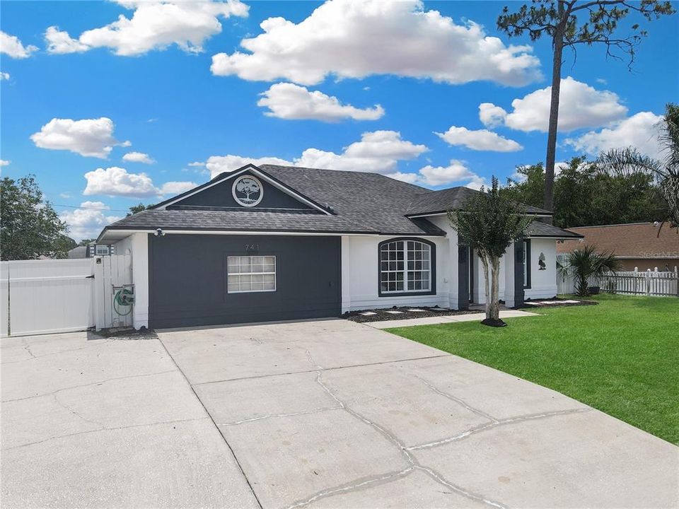 En Venta: $310,000 (3 camas, 2 baños, 1583 Pies cuadrados)