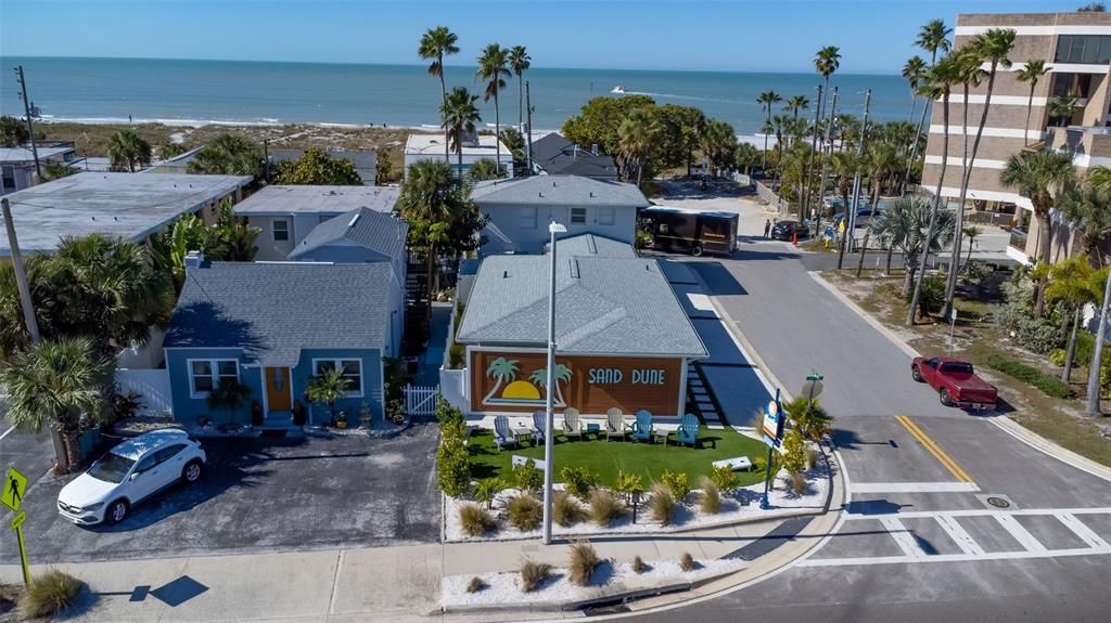 For Sale: $1,900,000 (0.10 acres)