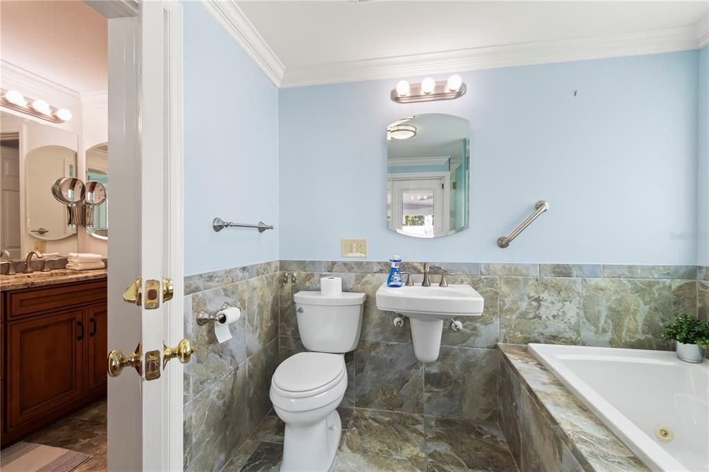 На продажу: $625,000 (3 спален, 2 ванн, 1573 Квадратных фут)