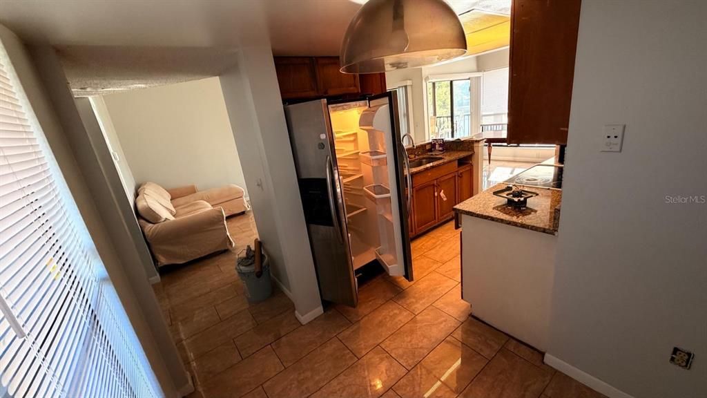 For Rent: $1,995 (3 beds, 2 baths, 1319 Square Feet)