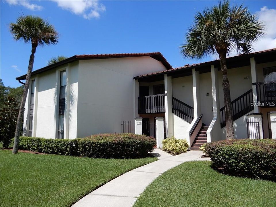 For Rent: $1,995 (3 beds, 2 baths, 1319 Square Feet)
