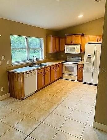 В аренду: $1,650 (3 спален, 2 ванн, 1188 Квадратных фут)
