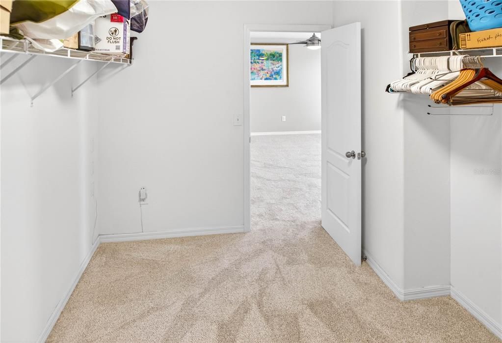 For Sale: $624,990 (6 beds, 4 baths, 3890 Square Feet)