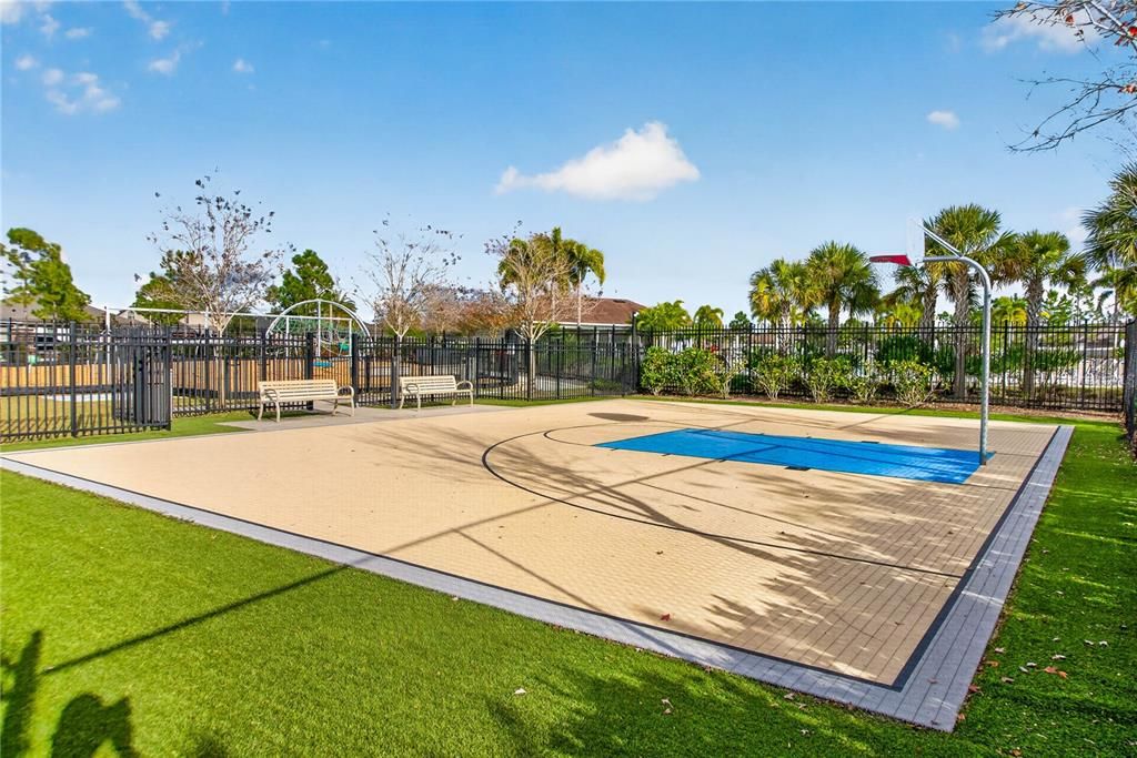 For Sale: $624,990 (6 beds, 4 baths, 3890 Square Feet)