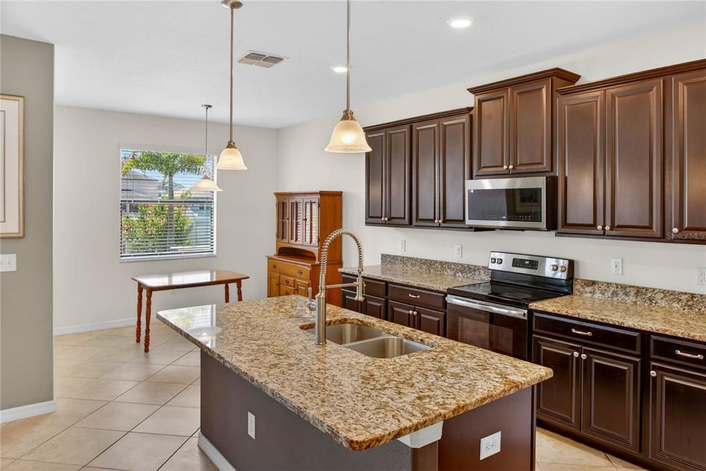 For Sale: $624,990 (6 beds, 4 baths, 3890 Square Feet)