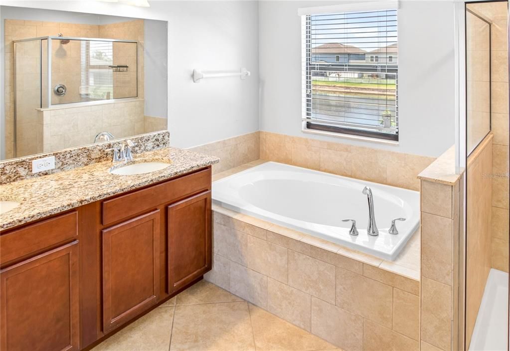 For Sale: $624,990 (6 beds, 4 baths, 3890 Square Feet)