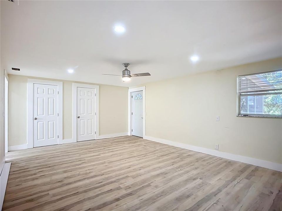 В аренду: $2,850 (4 спален, 3 ванн, 1548 Квадратных фут)