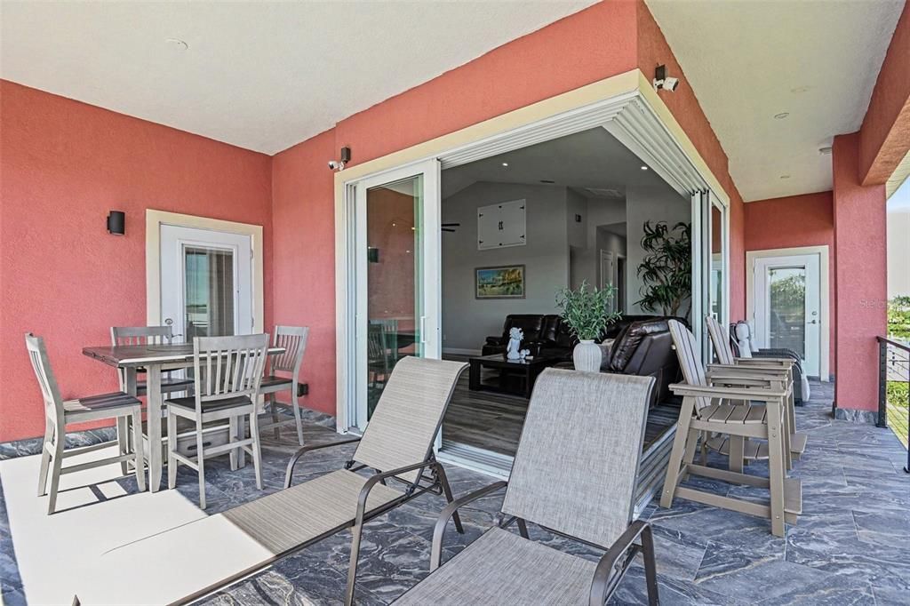 En Venta: $1,600,000 (3 camas, 3 baños, 1793 Pies cuadrados)