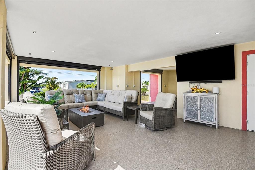 En Venta: $1,600,000 (3 camas, 3 baños, 1793 Pies cuadrados)