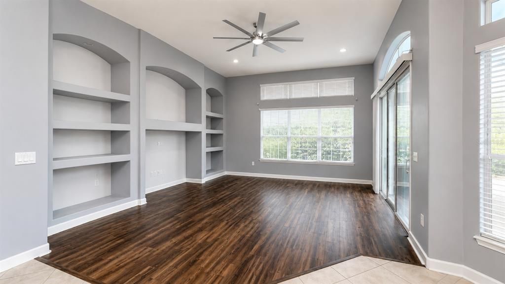 For Rent: $3,200 (5 beds, 4 baths, 3438 Square Feet)