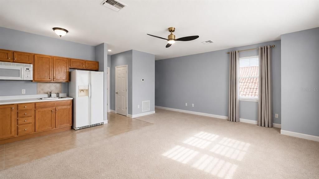 For Rent: $3,200 (5 beds, 4 baths, 3438 Square Feet)
