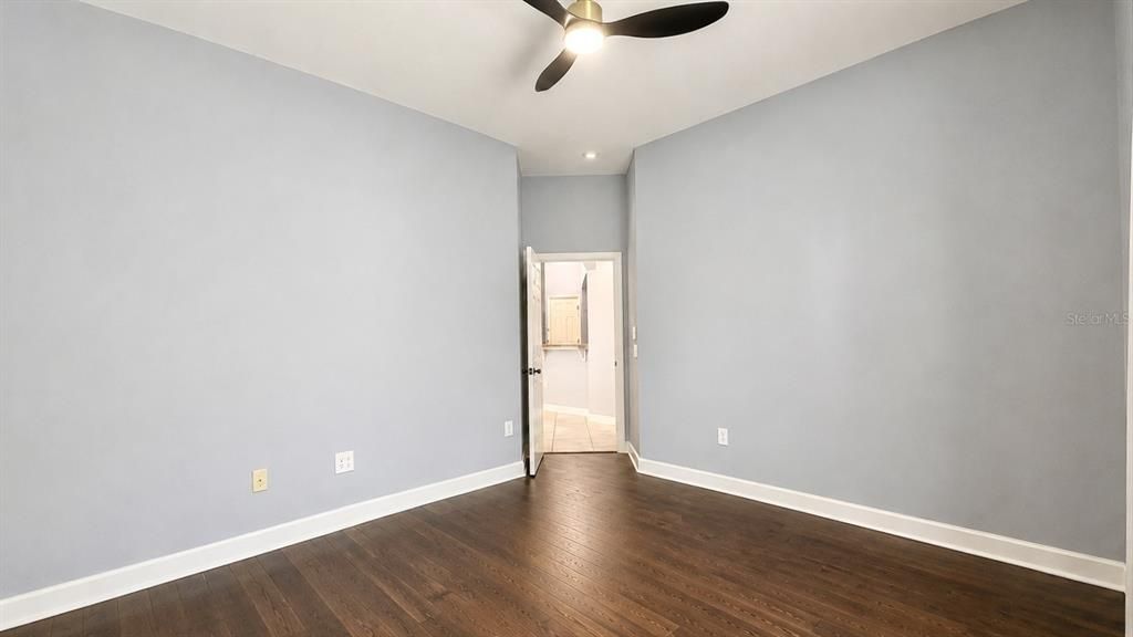 For Rent: $3,200 (5 beds, 4 baths, 3438 Square Feet)