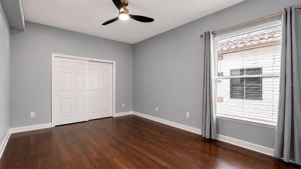 For Rent: $3,200 (5 beds, 4 baths, 3438 Square Feet)