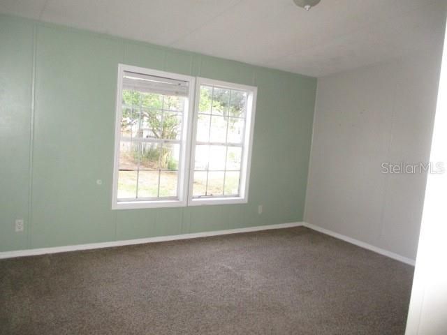 For Sale: $121,000 (3 beds, 2 baths, 1352 Square Feet)