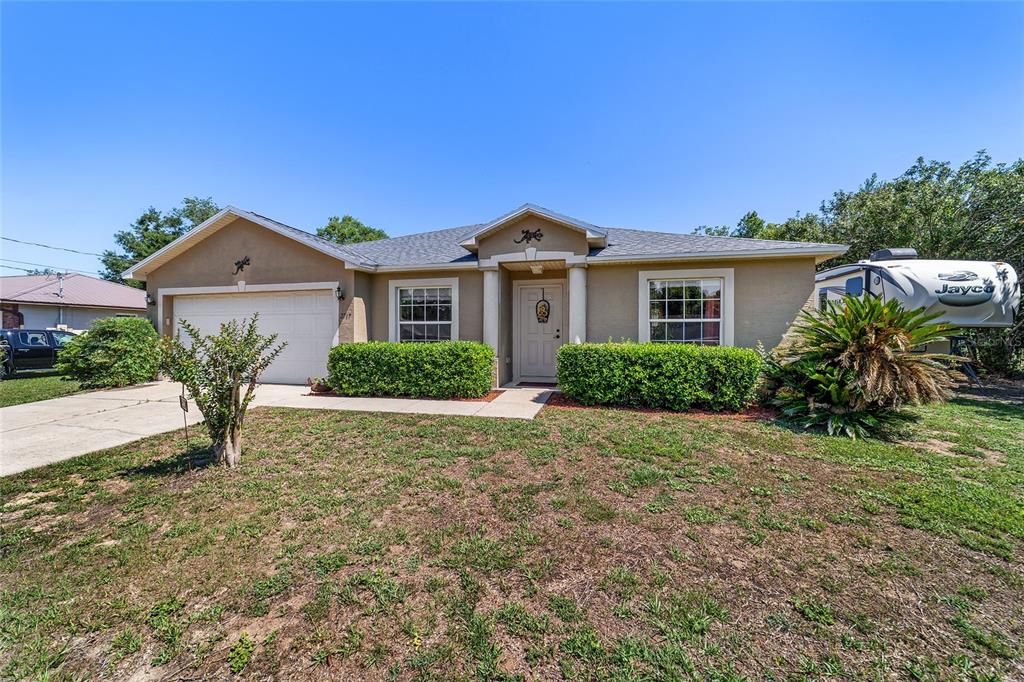 For Sale: $279,900 (3 beds, 2 baths, 1624 Square Feet)