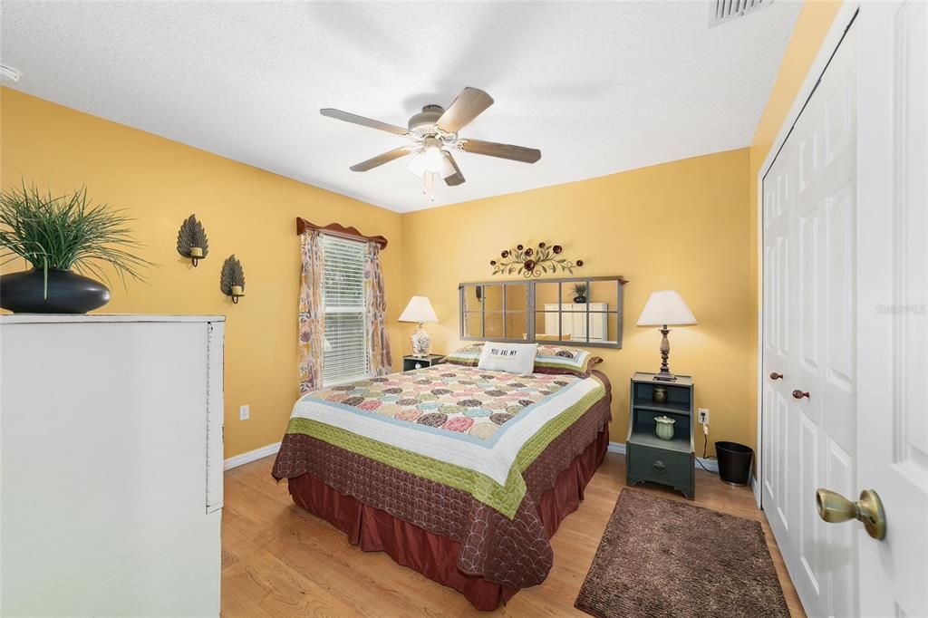 For Sale: $279,900 (3 beds, 2 baths, 1624 Square Feet)