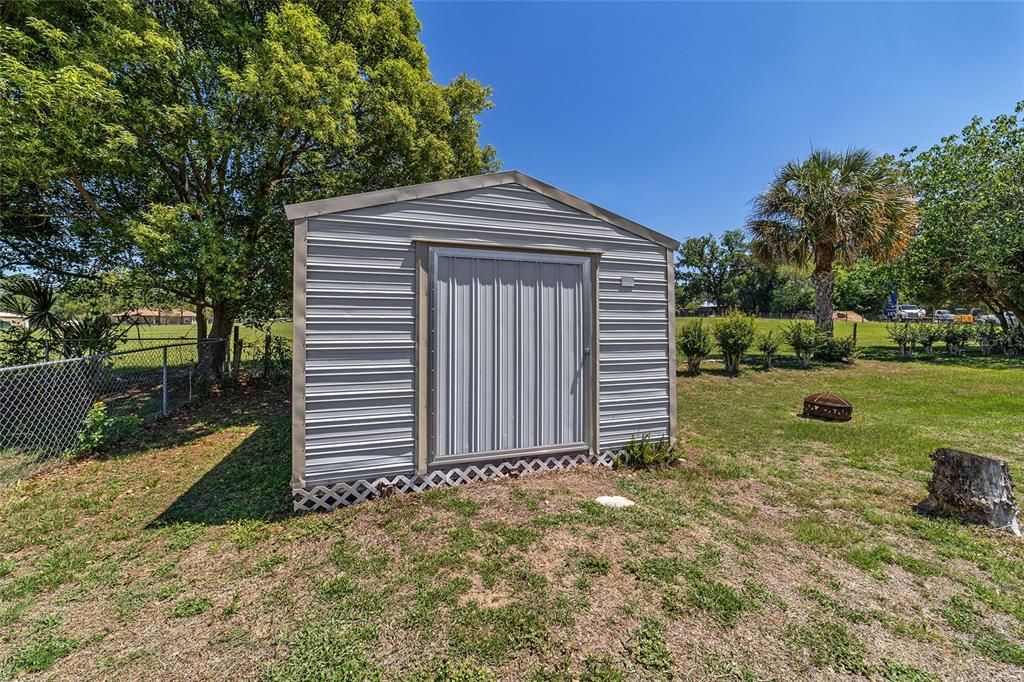For Sale: $279,900 (3 beds, 2 baths, 1624 Square Feet)