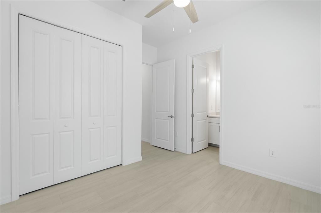 В аренду: $5,000 (3 спален, 3 ванн, 2247 Квадратных фут)