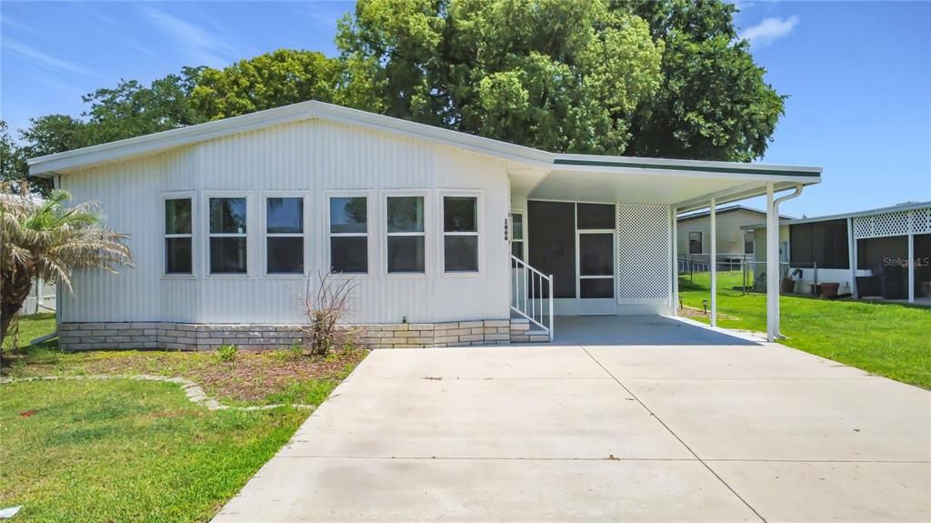 For Sale: $209,900 (2 beds, 2 baths, 1354 Square Feet)