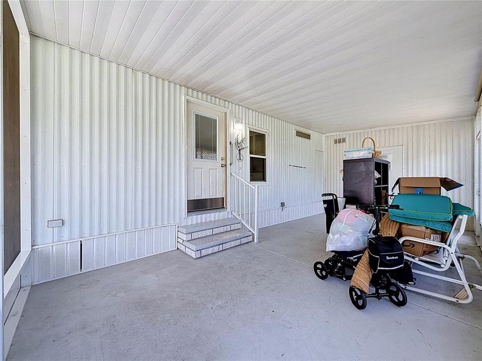 For Sale: $209,900 (2 beds, 2 baths, 1354 Square Feet)
