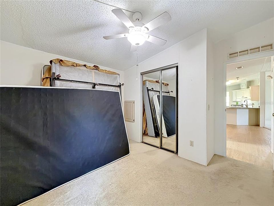 For Sale: $209,900 (2 beds, 2 baths, 1354 Square Feet)