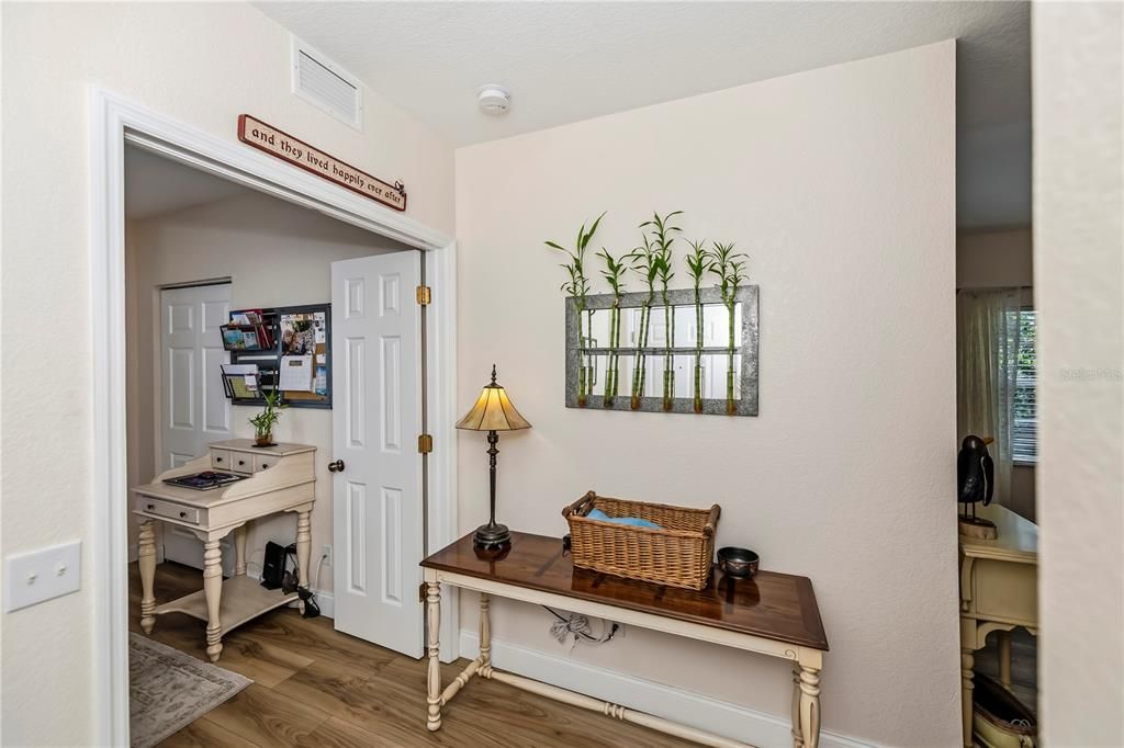 En Venta: $219,900 (3 camas, 2 baños, 1293 Pies cuadrados)