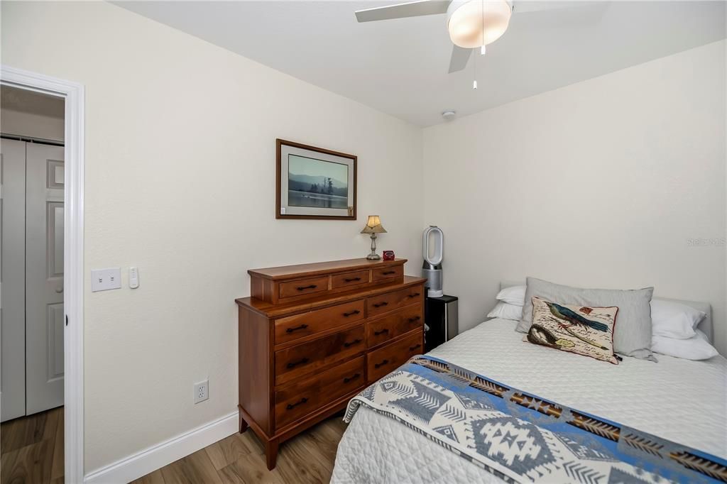 En Venta: $219,900 (3 camas, 2 baños, 1293 Pies cuadrados)