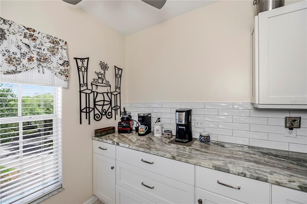 En Venta: $219,900 (3 camas, 2 baños, 1293 Pies cuadrados)