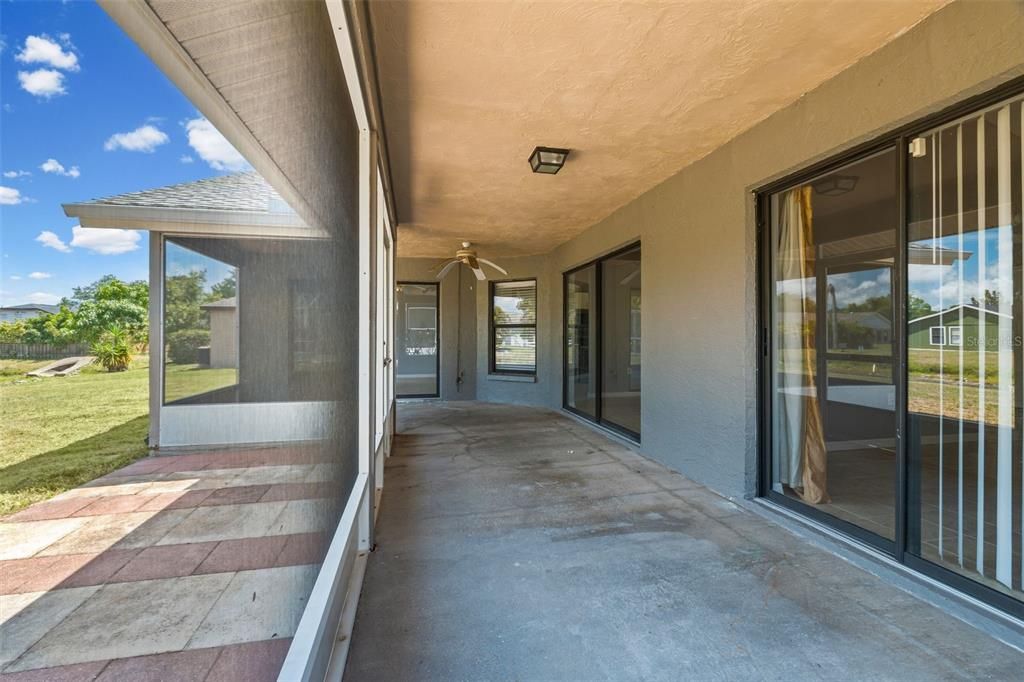 Activo con contrato: $389,000 (3 camas, 2 baños, 1408 Pies cuadrados)