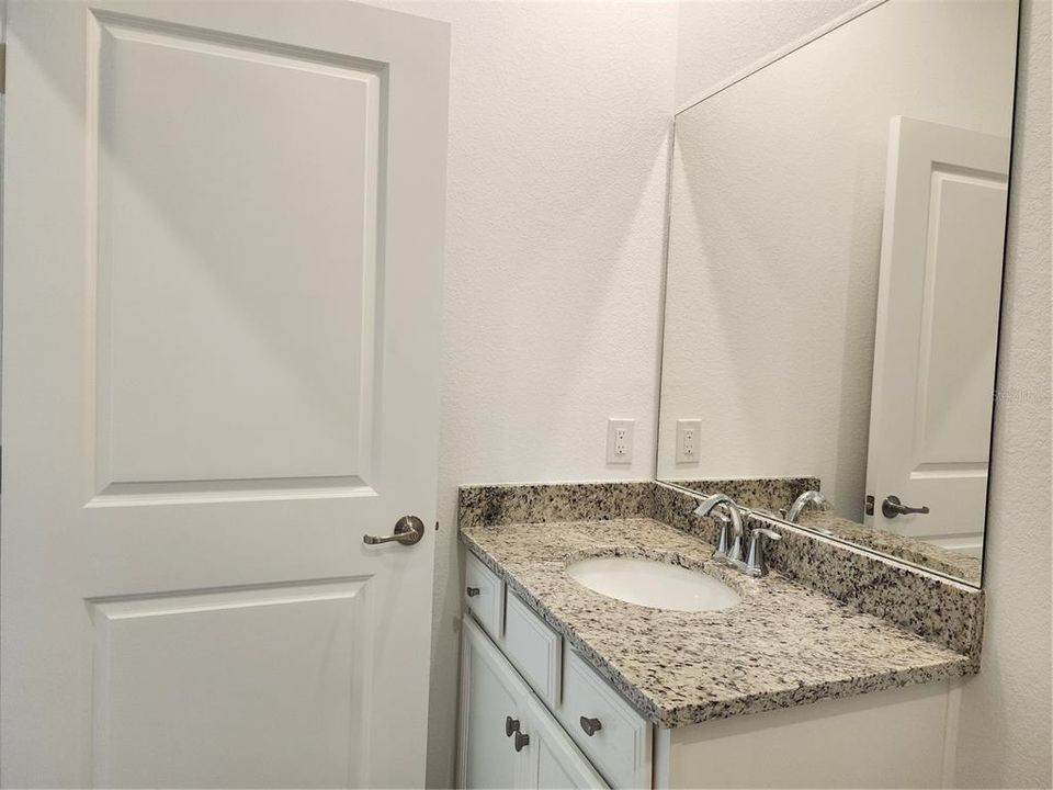 For Rent: $2,400 (4 beds, 3 baths, 2032 Square Feet)