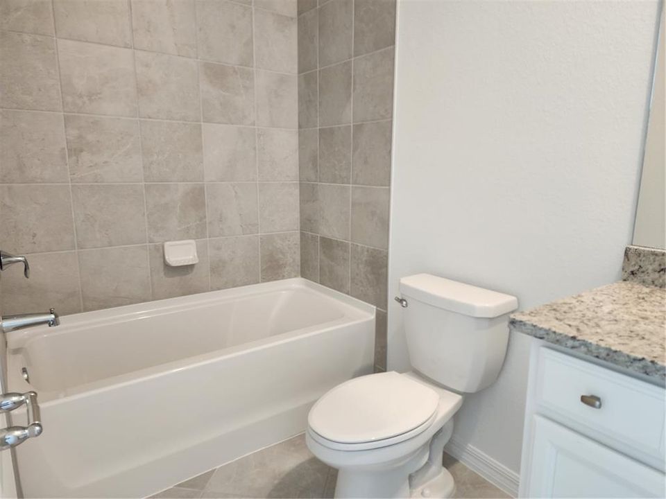 For Rent: $2,400 (4 beds, 3 baths, 2032 Square Feet)